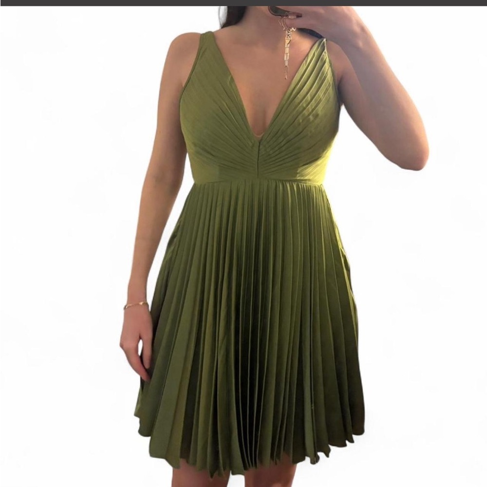 Abercrombie & Fitch Olive Green V-Neck Pleated Mini Dress